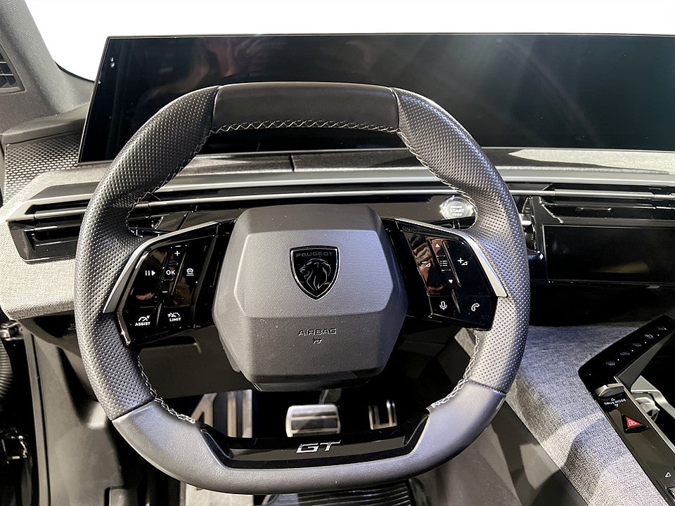 Bild på Peugeot 3008 GT Hybrid 145hk Aut B-KAMERA CARPLAY