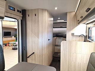 Husbil-halvintegrerad Sun Living C 70 DL 9 av 14