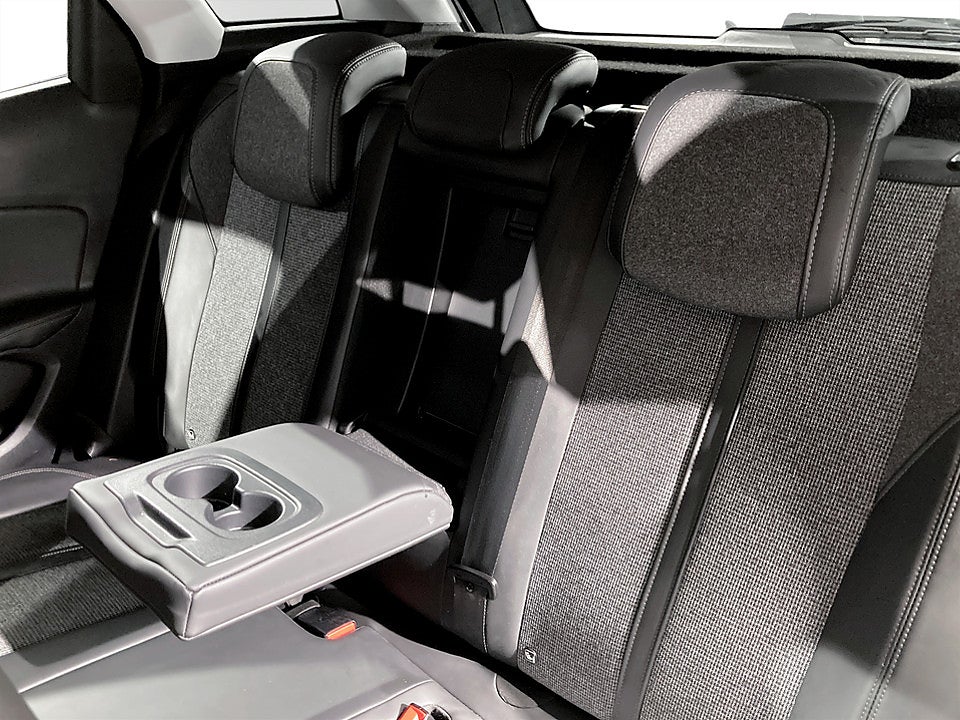 Bild på Peugeot 3008 Allure 1.2 PT 130hk Aut - ACC, DRAG