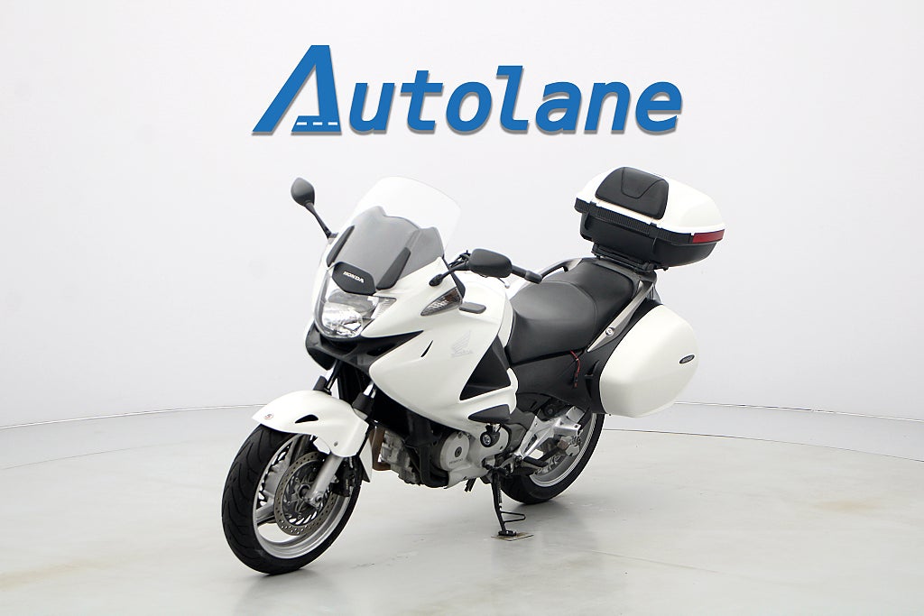 Honda NT700VA Deauville* Sommarkampanj 4,99%