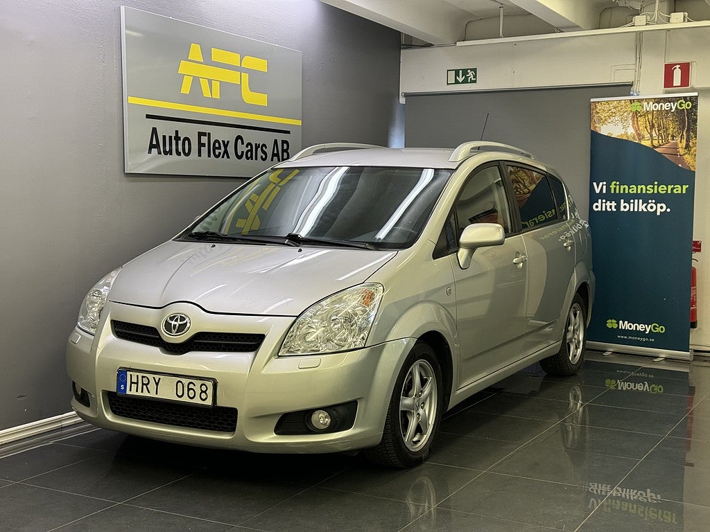 Toyota Corolla Verso 2.2 D-4D | KAMKEDJA | 7-SITS | NYCKELFRI