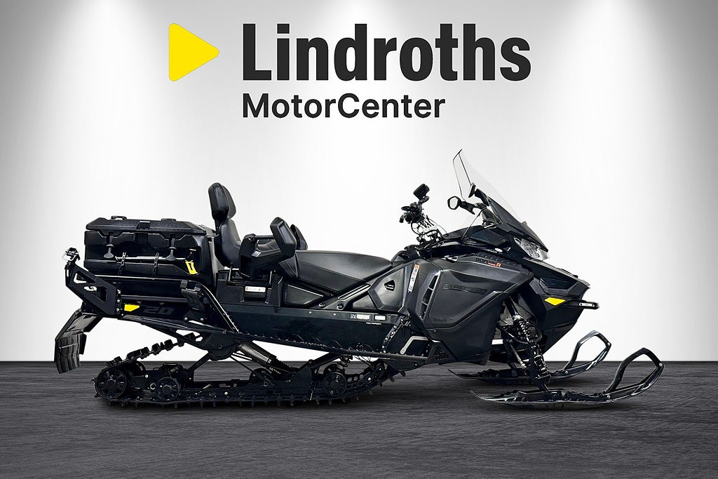 Ski-Doo Expedition SE 900 Turbo R 