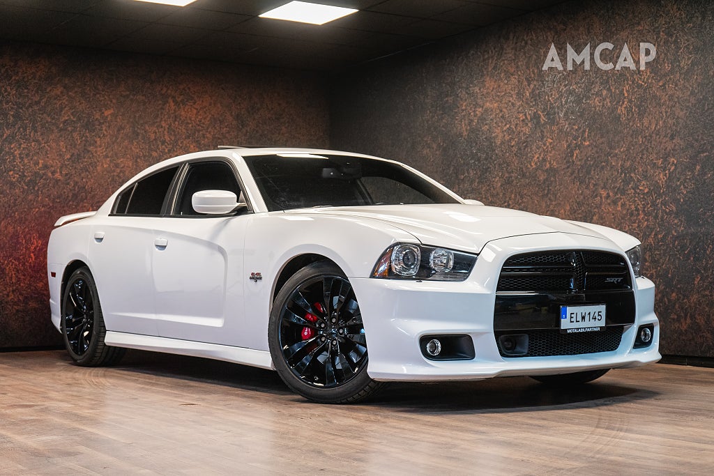 Dodge Charger SRT-8 6.4 V8 HEMI 476hk | Taklucka | H/K | Navi | ACC