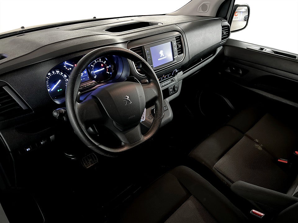 Bild på Peugeot Expert PRO 2.0 BHDi 145hk Aut L3 DRAG P-SENSORER