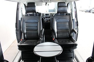 Minibuss Volkswagen Multivan 11 av 23