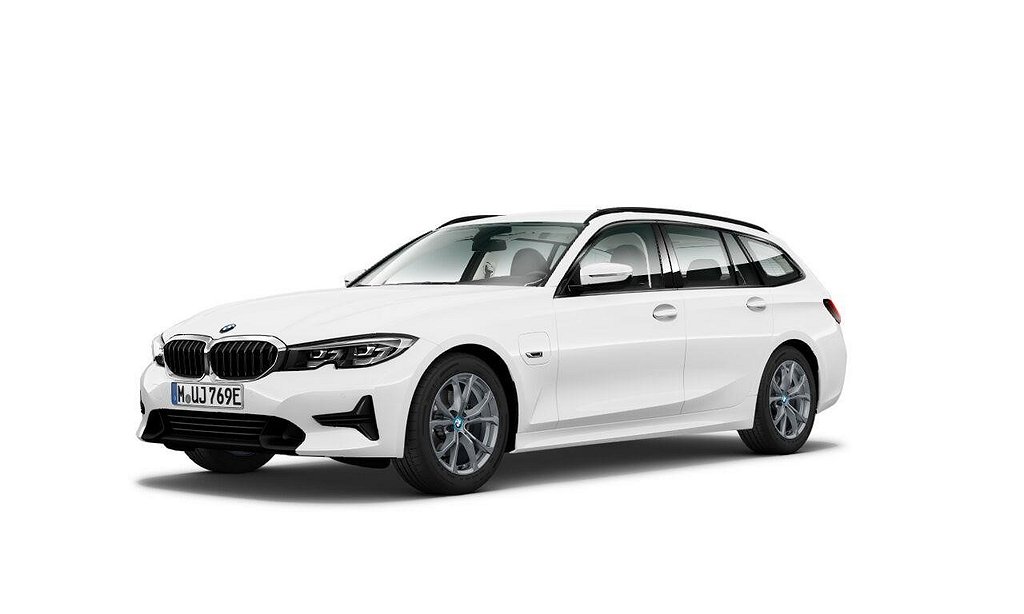 BMW 330e Touring Sport Navi PDC LED Drag