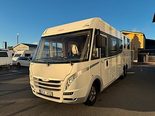 Husbil-integrerad LMC Grand Explorer I800 AUT 180HK 25 av 27