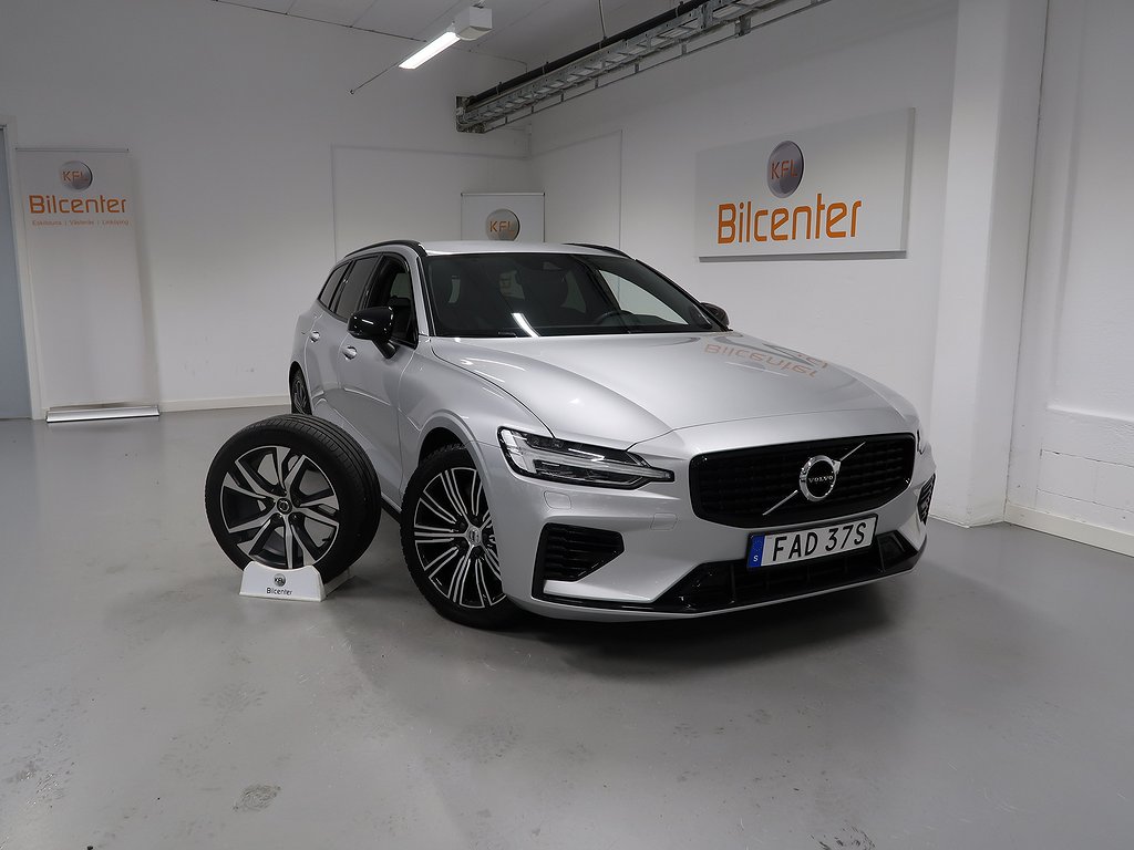 Volvo V60 *JANUARIREA* Recharge T6 AWD R-Design V-Däck ingår Drag-Kamera