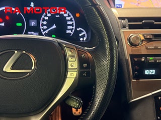 SUV Lexus RX 17 av 27