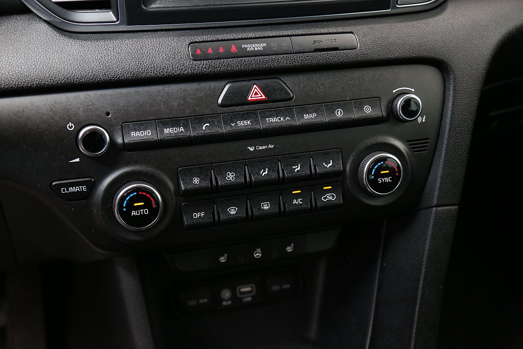 Kia Sportage 1,7 CRDi 115hk Advance Navi Kamera Drag