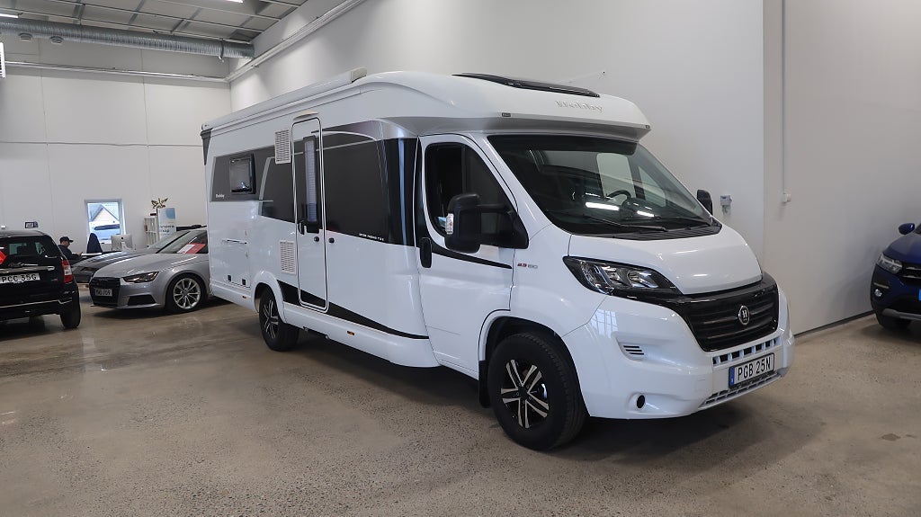 Hobby Optima Premium T70 E Långbädd 3500kg 150hk 