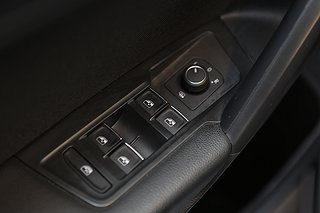 SUV Volkswagen Tiguan 12 av 27