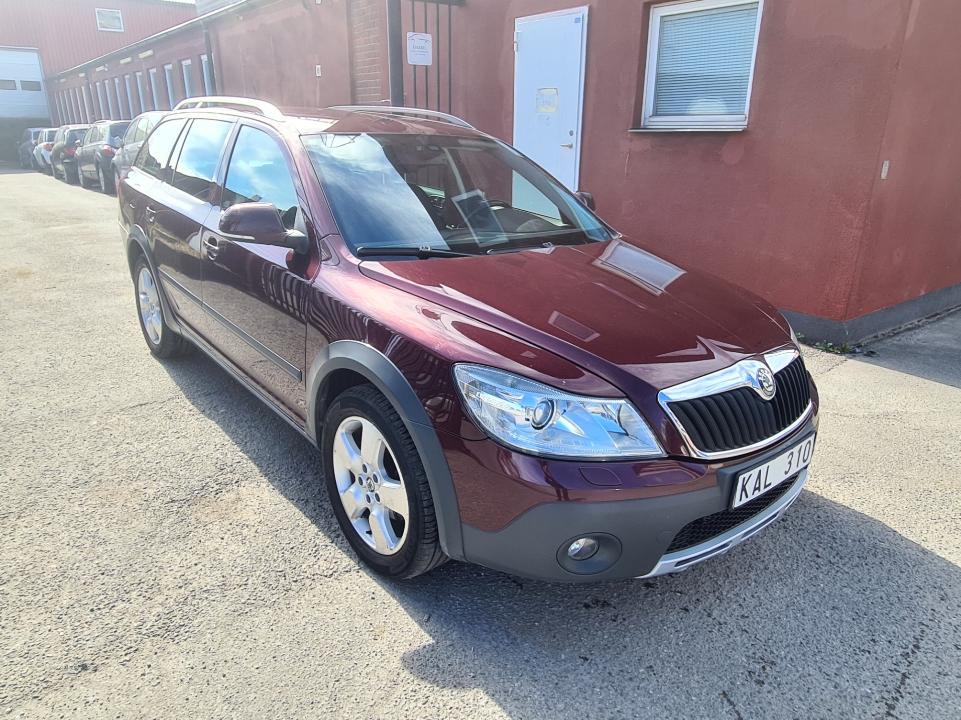 Skoda Octavia 1.8 TSI 4x4 Scout Euro 5 2010, photo 2/47