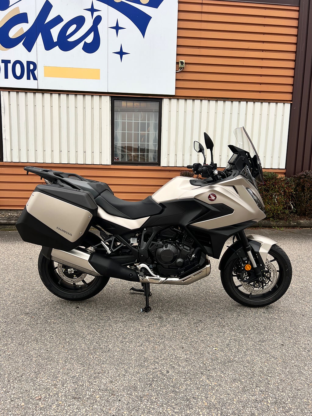 Honda NT1100 ES 2026 - miniatyr 4
