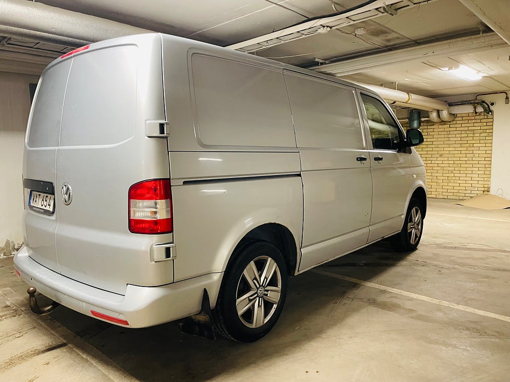 Volkswagen Transporter 2015 - miniatyr 5