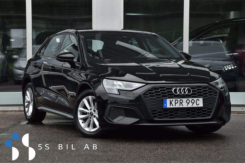 Audi A3 Sportback 35 TFSI S Tronic MOMS P-SENSOR CARPLAY 150HK