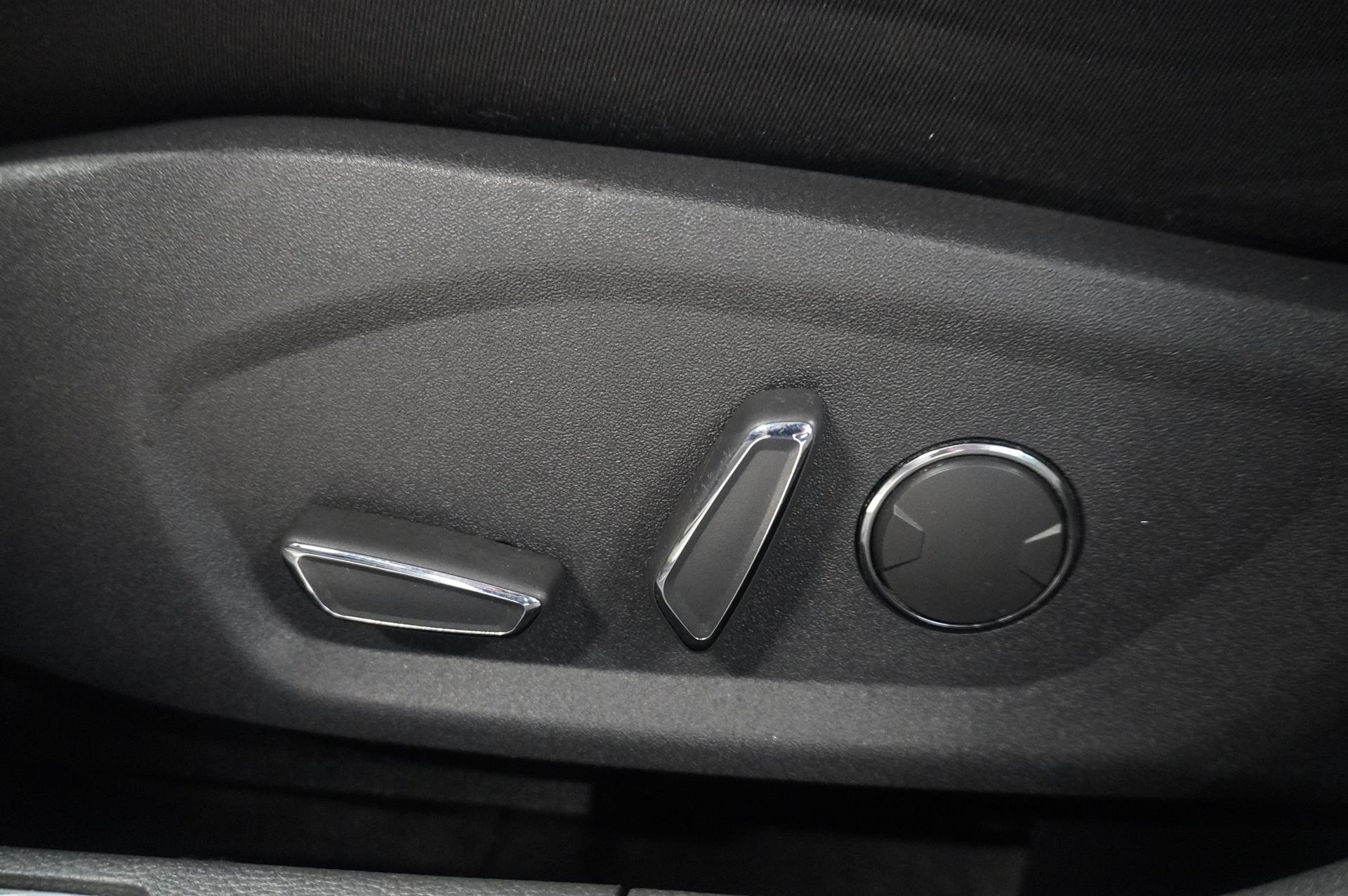 Ford Mondeo 2015, photo 7/10