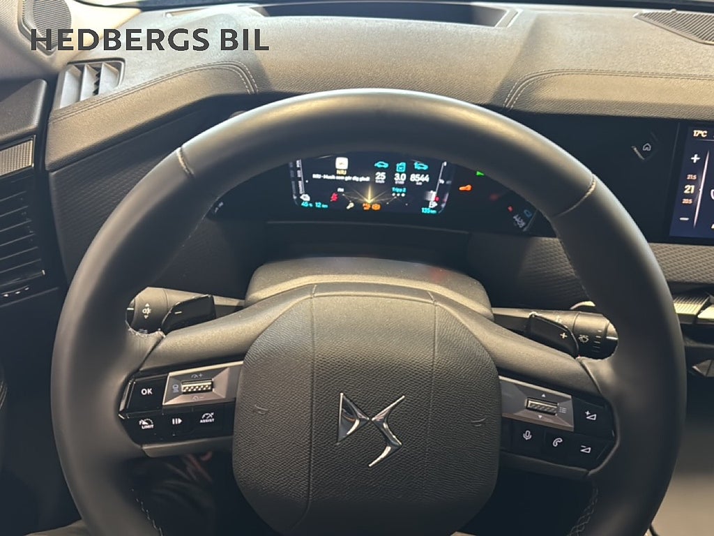DS 4 E-Tense PHEV 224HK thumbnail