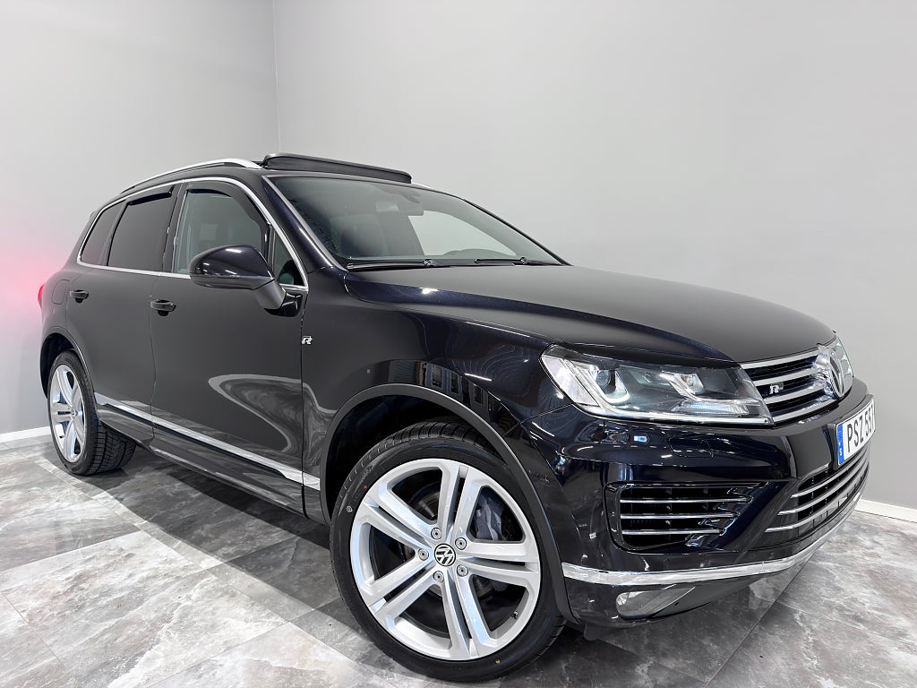Volkswagen Touareg 3.0 V6 TDI 4M R-Line/Drag/Panorama/GPS/Kamera/Värmare