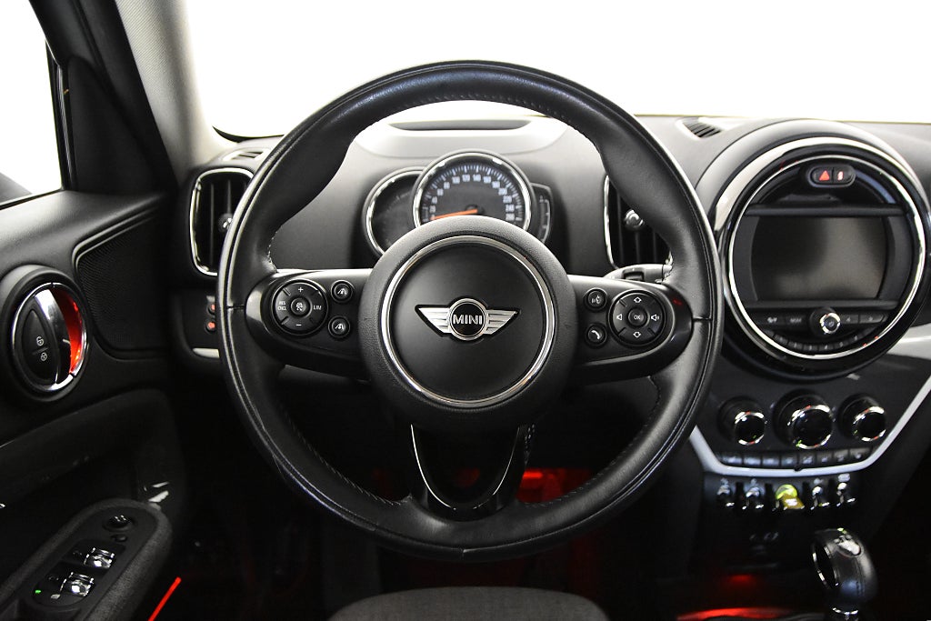 MINI Countryman 2018 - miniatyr 11
