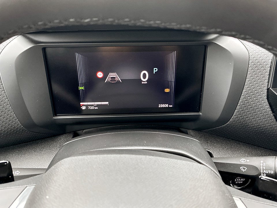 Bild på Citroen C4 Max 1.2 PT 130hk Aut B-KAMERA FARTHÅLLARE SKINN