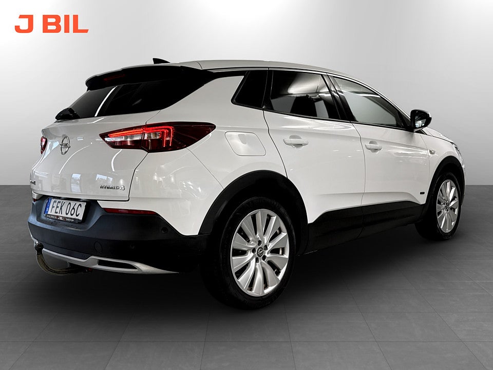 Bild på Opel Grandland X Innovation PHEV 300hk Aut AWD DRAG EL-BAKLUCKA