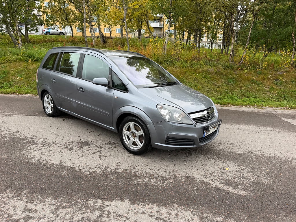 Opel Zafira 2.2 Direct Euro 4