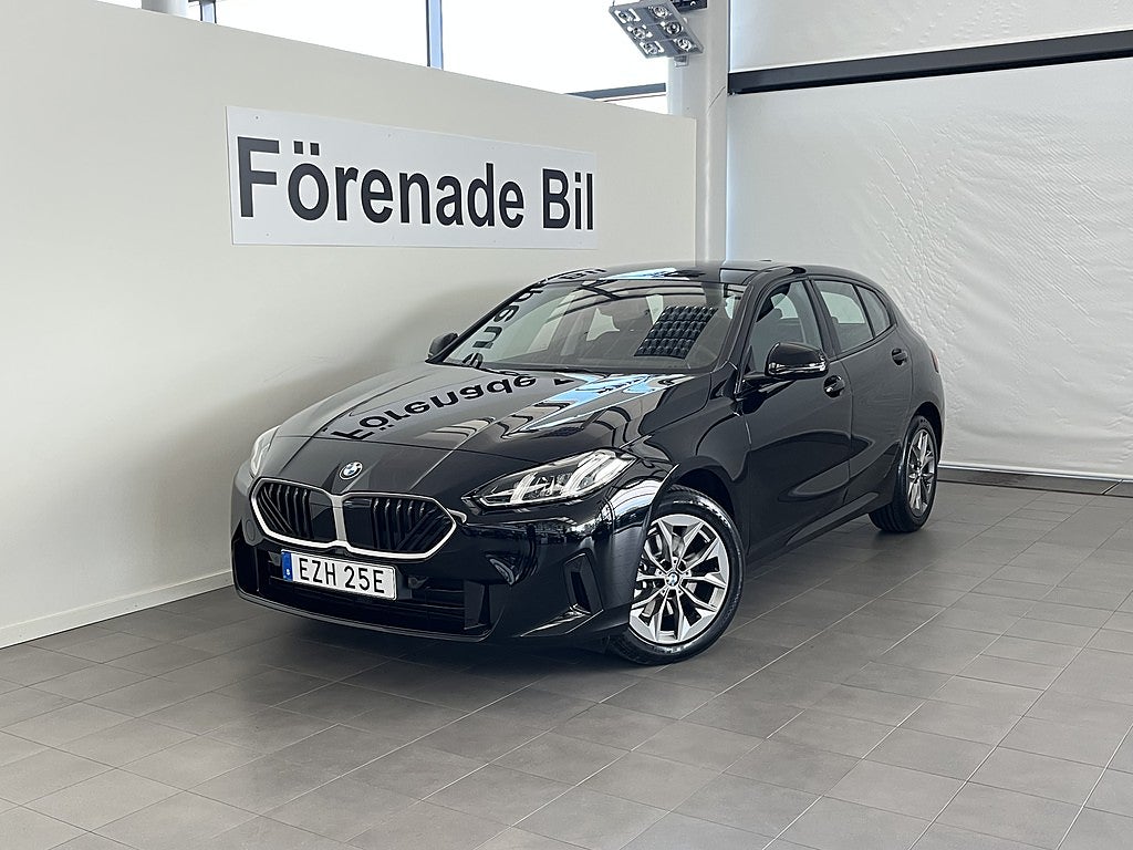 BMW 120 PRIVATLEASING fr. 3.345 kr/mån Auto 17" Rattvärme 