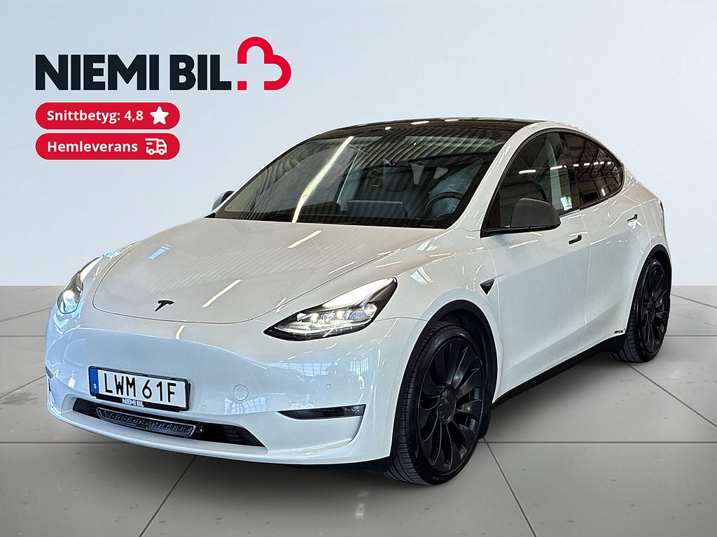 Tesla Model Y Performance S&V/Drag/Pano/Värmepump/Ljusramp/Elstolar
