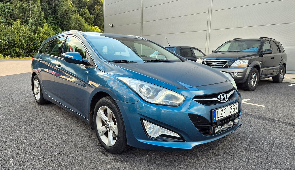 Hyundai i40 cw 2.0 GDI Select Euro 5 Nybes 177 hk 