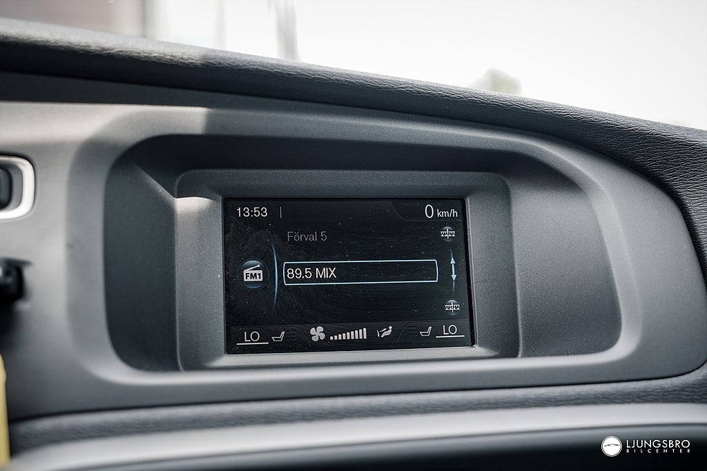 Volvo V40 D2 115hk / Kamrem bytt / Nyservad