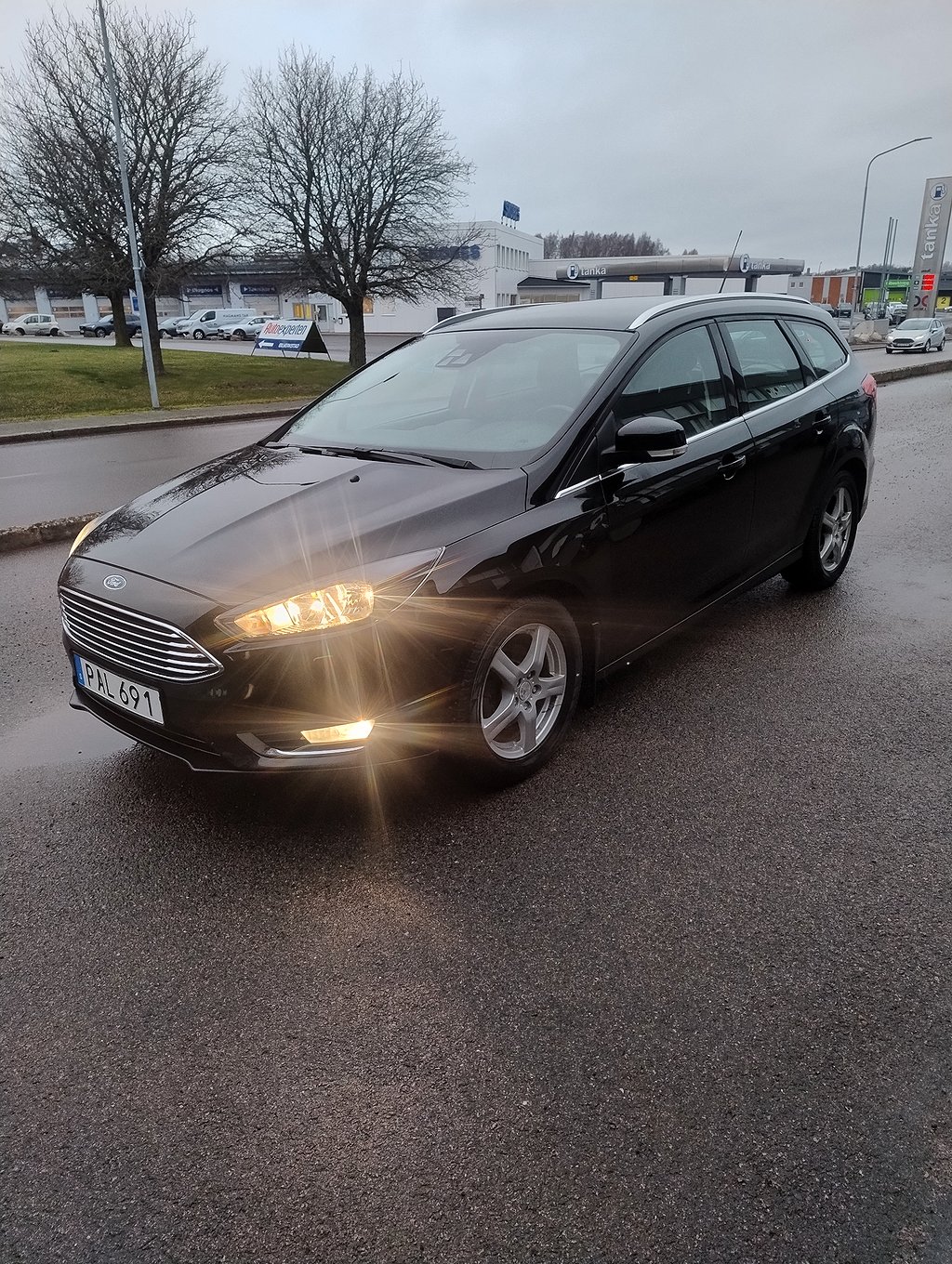 Ford Focus Kombi 1.0 EcoBoost Titanium Euro 6.drag.s+v.däck.