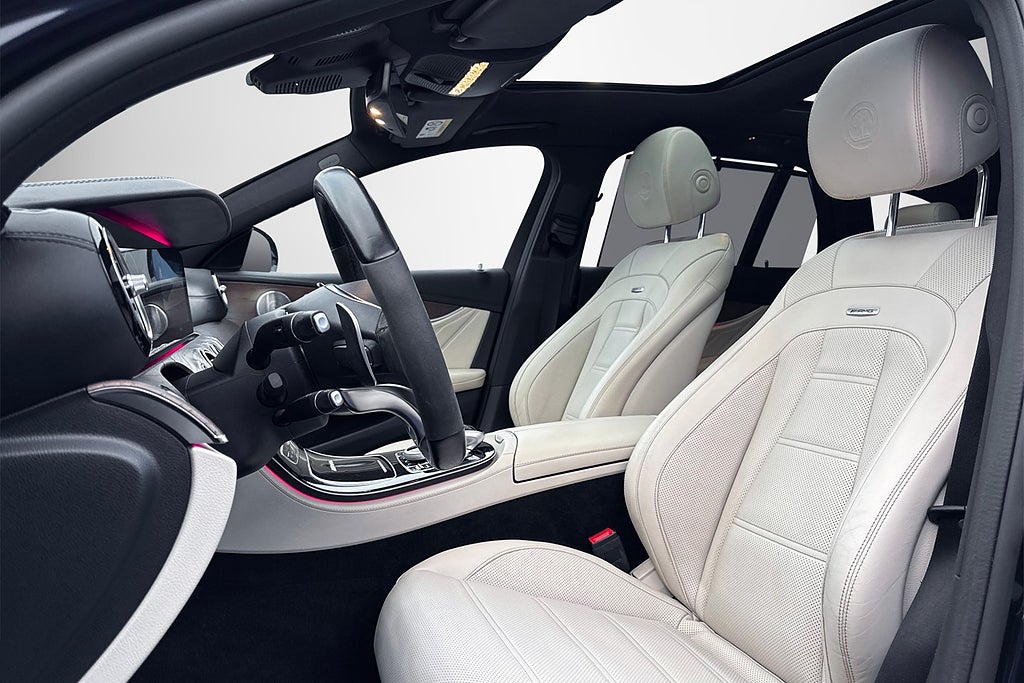 Mercedes-Benz E 63 S T 4MATIC+ AMG 612HK SVENSKSÅLD PANORAMA DRAGKROK 2018, bild 23