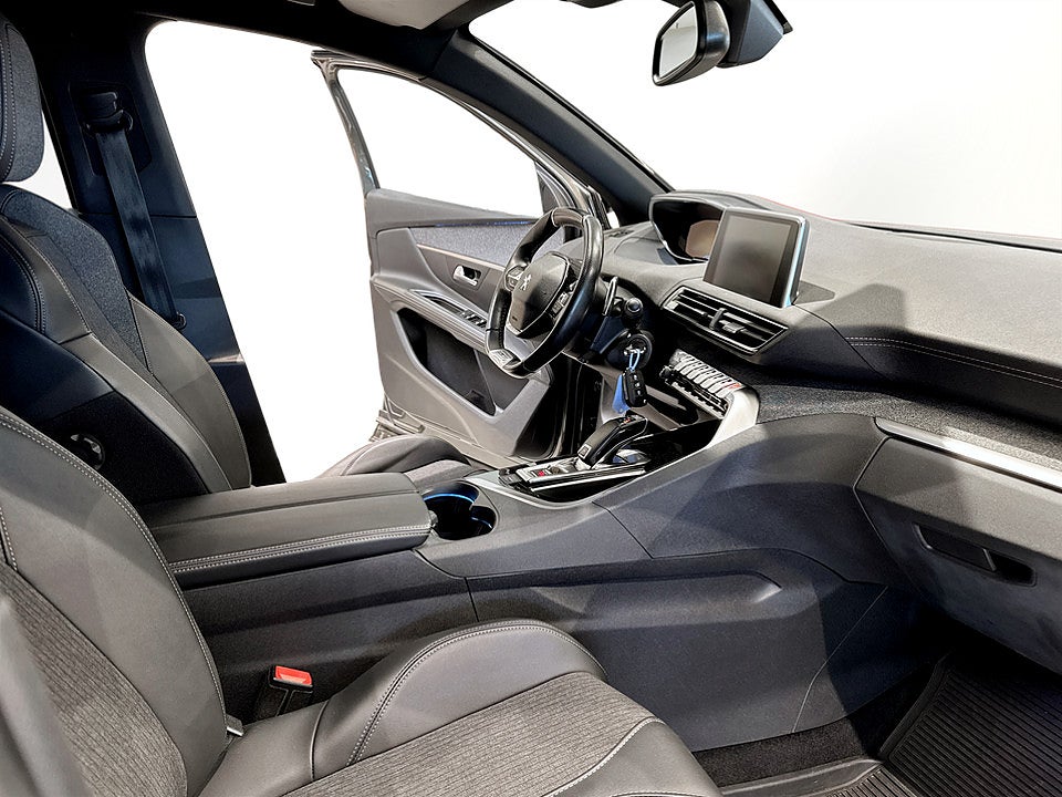 Bild på Peugeot 3008 GT-Line 1.2 PT 130hk Aut DRAGKROK