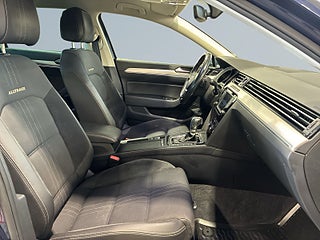 Volkswagen Passat Alltrack 2.0 TDI BMT 4M Drag Värmare Kamera Psens Fullservad S&V