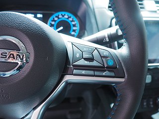 Halvkombi Nissan Leaf 14 av 20