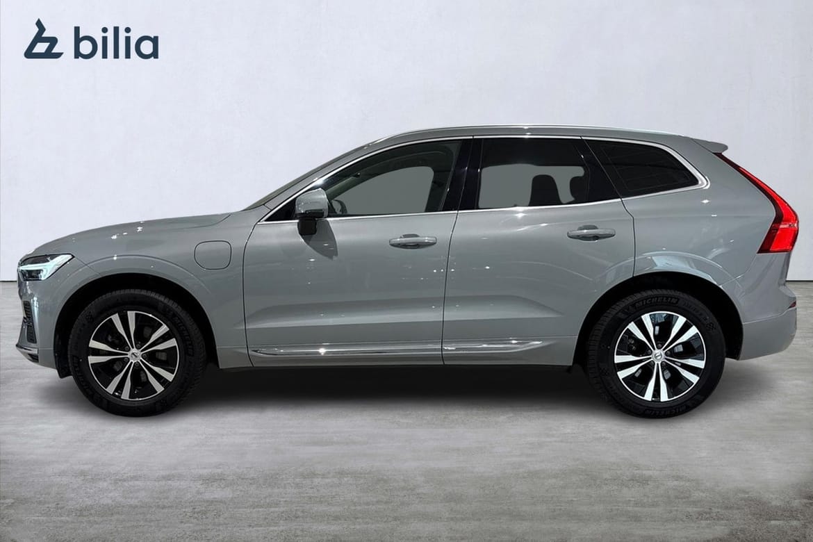 Volvo XC60 T6 Core Special Edition 2025, bild 3/49