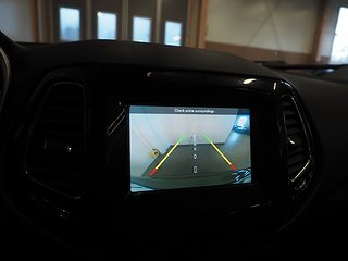 SUV Jeep Compass 18 av 21