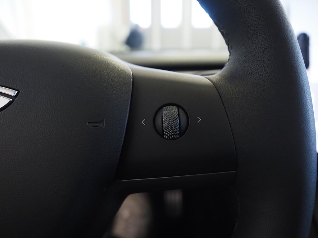 Tesla Model 3 Performance 513hk AWD | Panorama | Navi | 2023