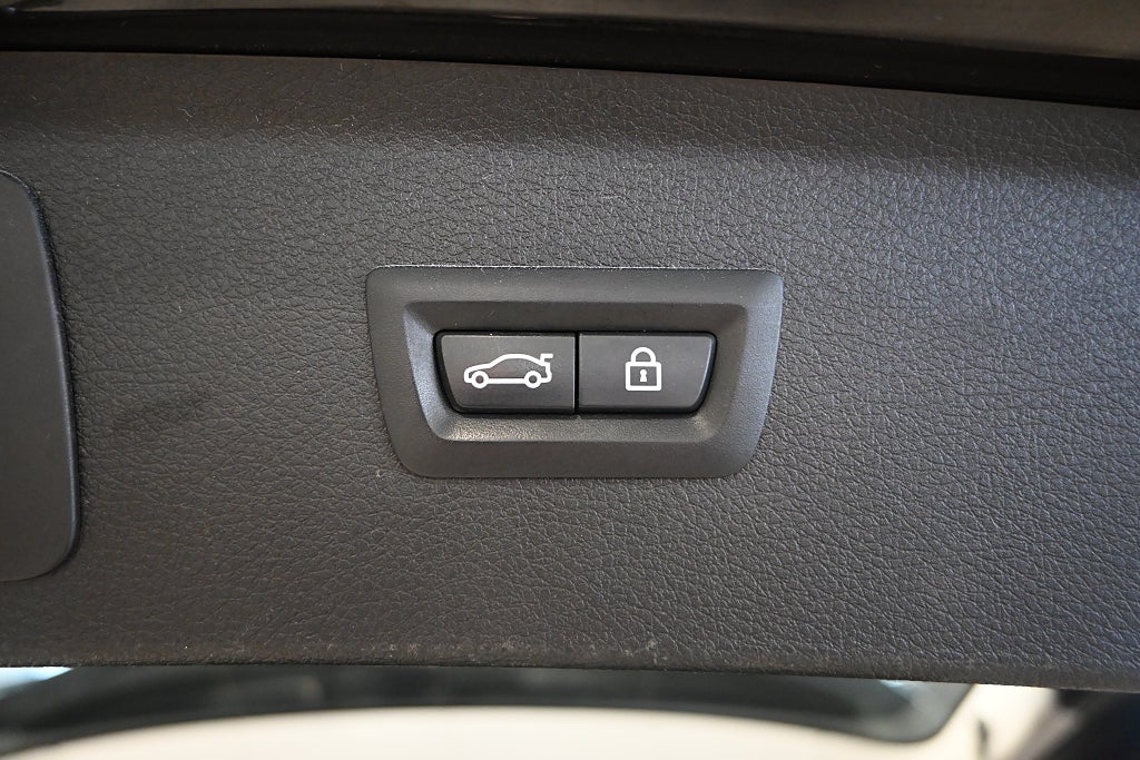 BMW 218i 2016 - miniatyr 15