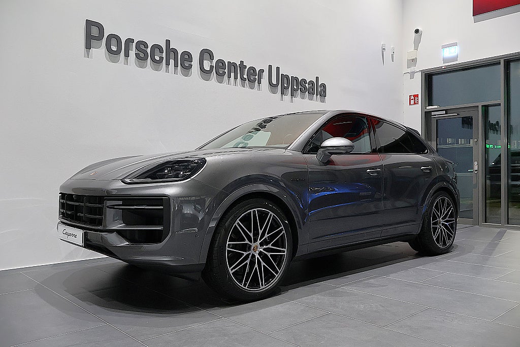 Porsche Cayenne Coupé E-Hybrid Black Edition