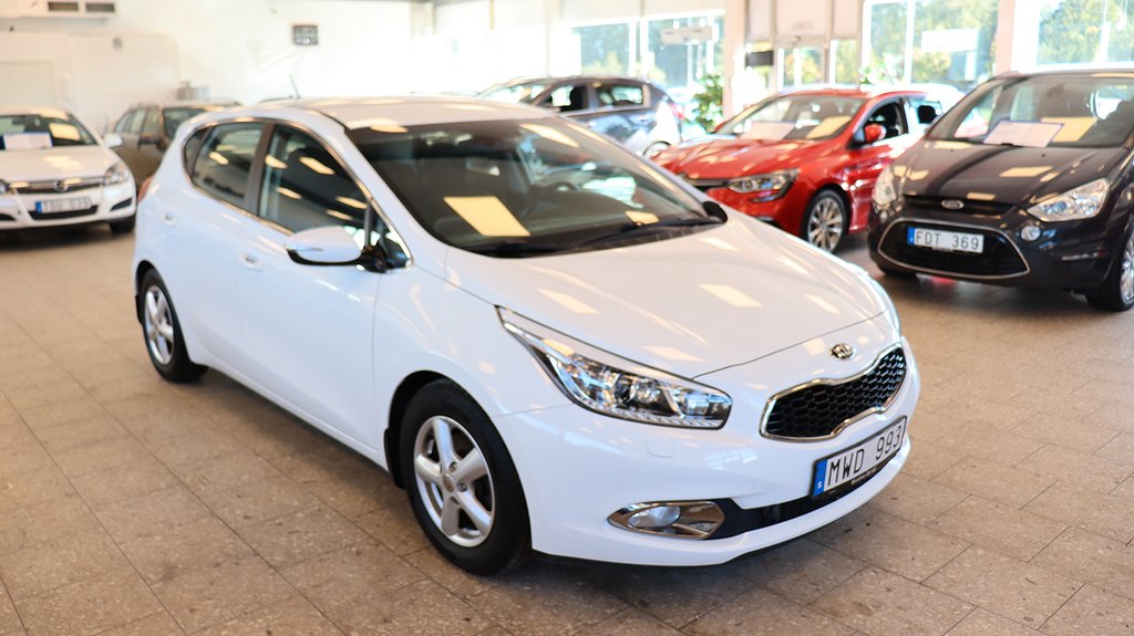 Kia CEED cee'd 1.6 GDI EX Comfort nybesiktigad