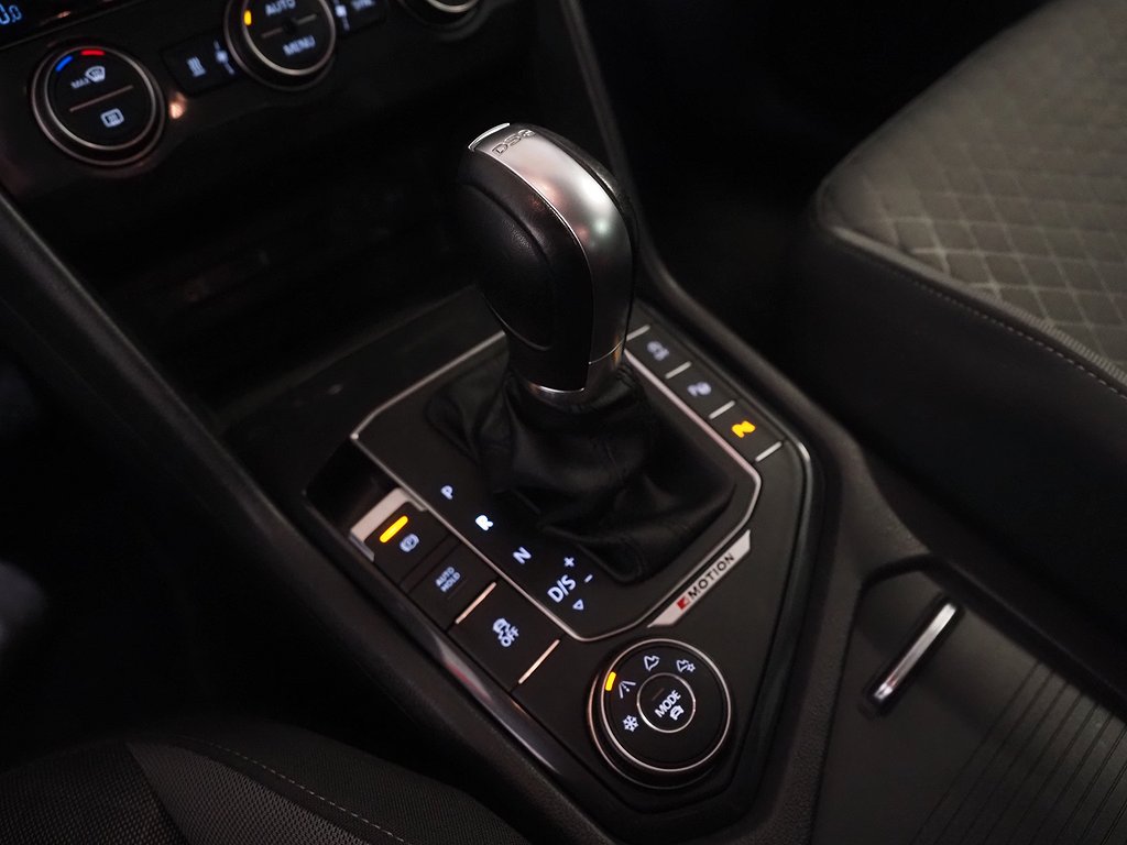 Volkswagen Tiguan 1.4 TSI 150hk 4Motion Drag Kamera Värmare 2017