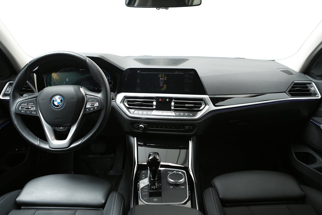 BMW 330e Touring Plug In Hybrid 292hk Sport line Aut Leasbar 2022