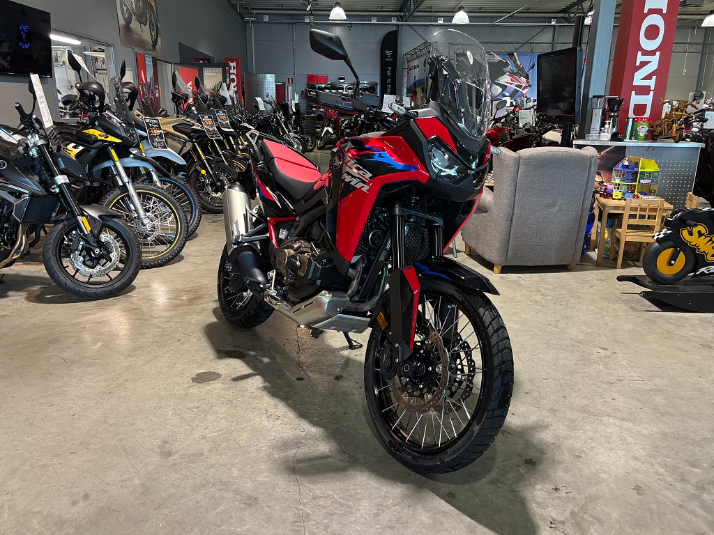 Honda CRF1100D Africa Twin DCT #Endast 325 mil# 