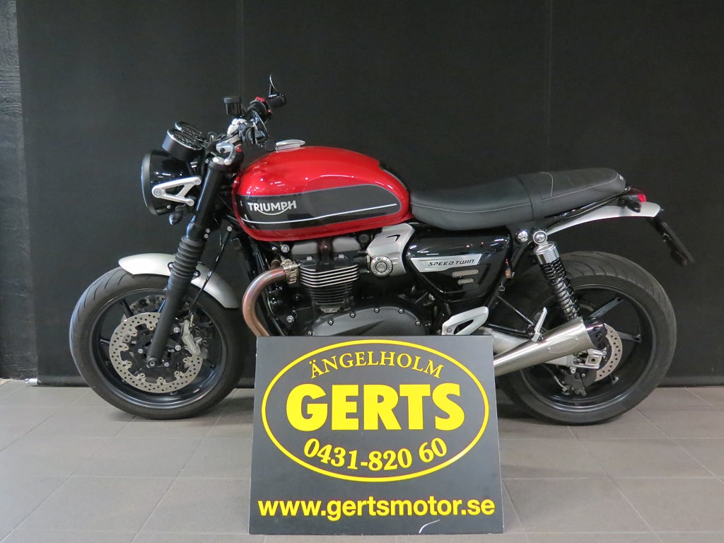 Triumph SPEED TWIN 1200 