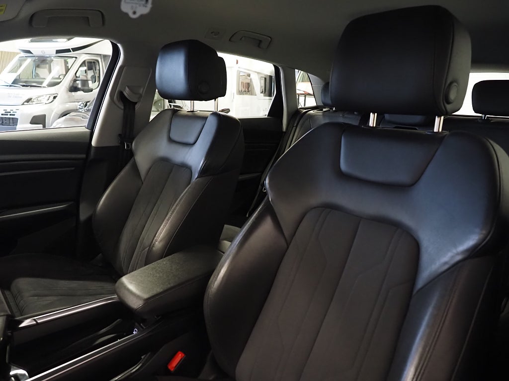 Audi e-tron 55 408hk Quattro Proline Drag Cockpit Navi Kamera