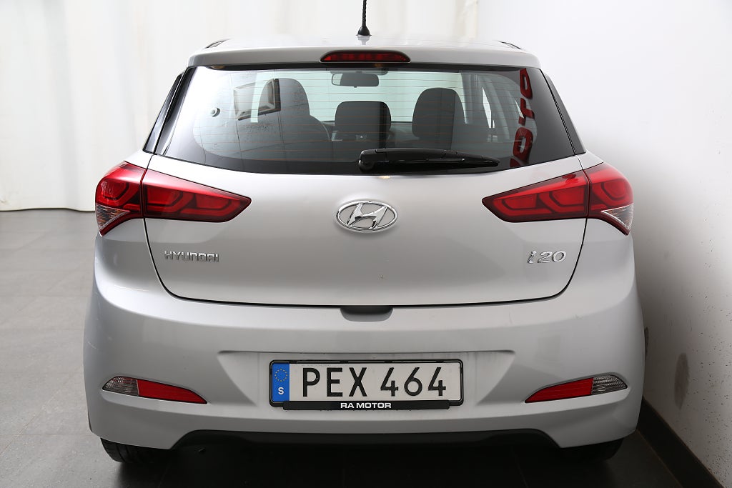 Hyundai i20 1,4 101hk Premium Aut 5D Bluetooh 2017