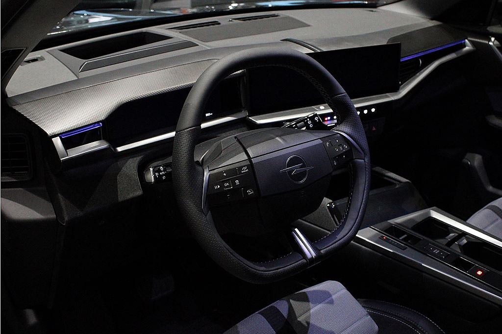 Bild på Opel Grandland GS+ Electric - DEMO