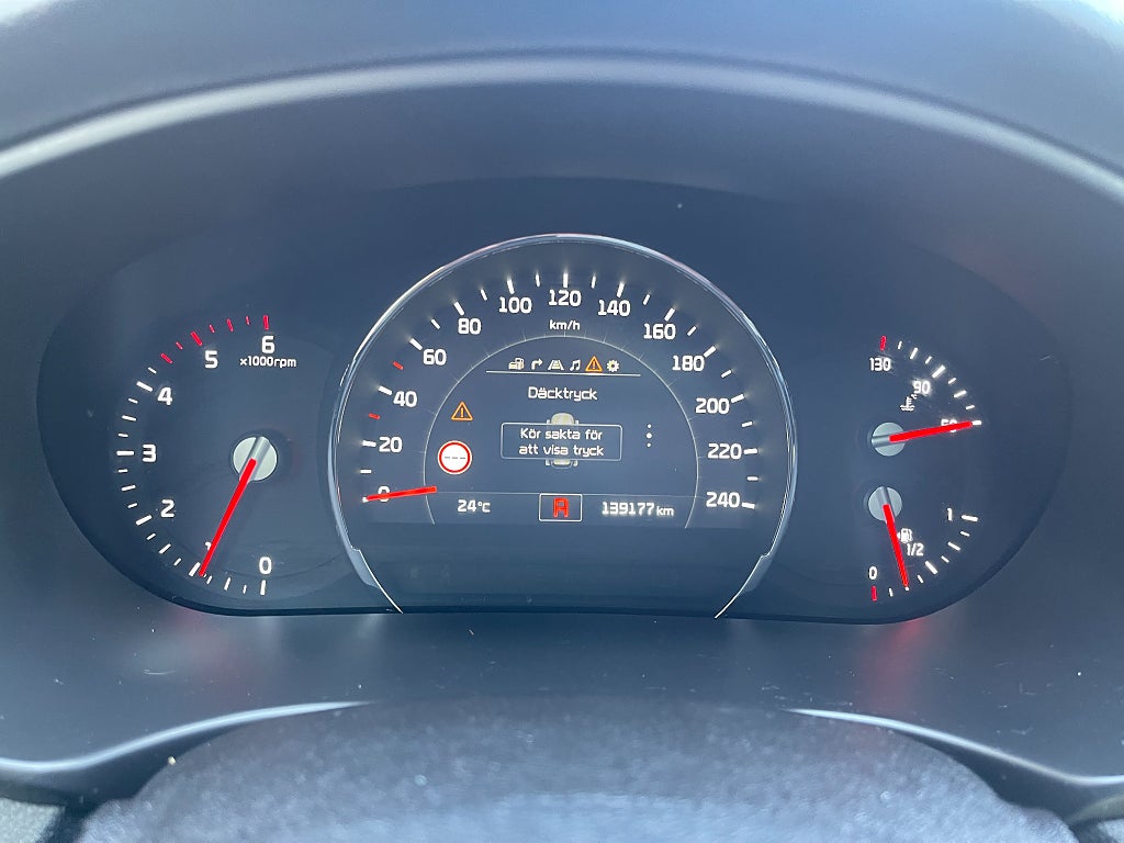 Kia Sorento 200 hk AWD EXECUTIVE 7-sits, pano, Infinity 360 kamera